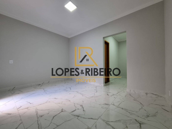 Imagem Casa com 3 Quartos à Venda, 250 m² em Jardim Ouro Verde - Botucatu Imagem Casa com 3 Quartos à Venda, 250 m² em Jardim Ouro Verde - Botucatu