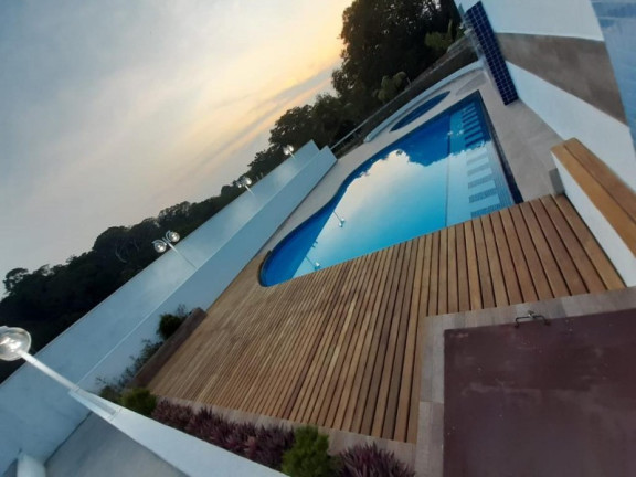 Imagem Casa com 3 Quartos à Venda, 161 m² em Tarumã - Manaus Imagem Casa com 3 Quartos à Venda, 161 m² em Tarumã - Manaus