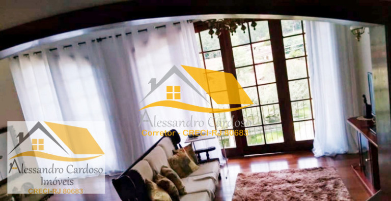 Imagem Casa com 3 Quartos à Venda, 250 m² em Parque São Clemente - Nova Friburgo Imagem Casa com 3 Quartos à Venda, 250 m² em Parque São Clemente - Nova Friburgo