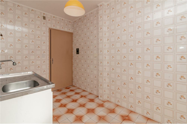 Imagem Imóvel com 1 Quarto à Venda,  em Passo Da Areia - Porto Alegre