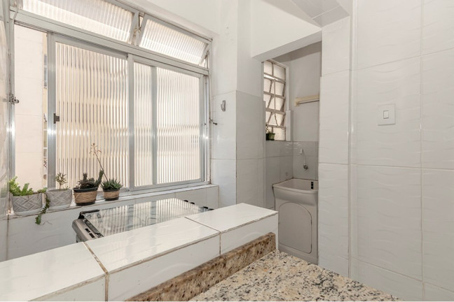 Imagem Imóvel com 3 Quartos à Venda, 89 m² em Rio Branco - Porto Alegre Imagem Imóvel com 3 Quartos à Venda, 89 m² em Rio Branco - Porto Alegre