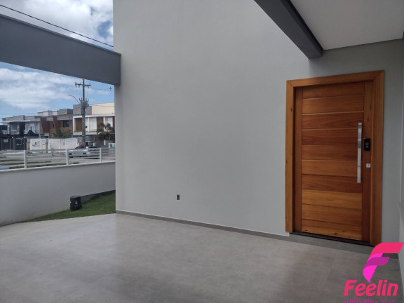 Imagem Casa com 3 Quartos à Venda, 178 m² em Campeche - Florianópolis Imagem Casa com 3 Quartos à Venda, 178 m² em Campeche - Florianópolis