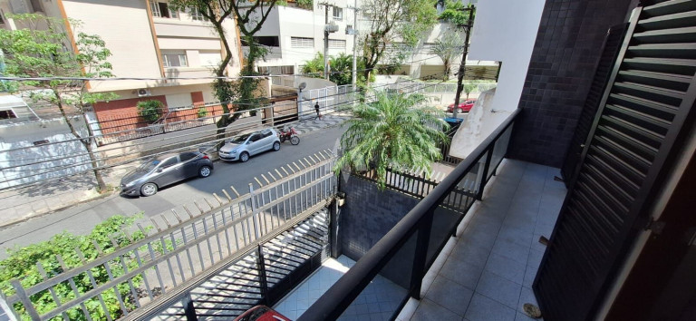 Imagem Casa com 4 Quartos à Venda, 260 m² em Gonzaga - Santos Imagem Casa com 4 Quartos à Venda, 260 m² em Gonzaga - Santos