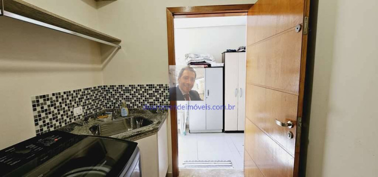 Imagem Casa com 3 Quartos à Venda, 358 m² em Chácara Vale Do Rio Cotia - Carapicuíba Imagem Casa com 3 Quartos à Venda, 358 m² em Chácara Vale Do Rio Cotia - Carapicuíba