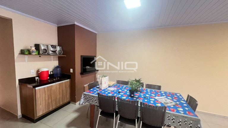 Imagem Casa com 3 Quartos à Venda, 144 m² em Pagnoncelli - Pato Branco Imagem Casa com 3 Quartos à Venda, 144 m² em Pagnoncelli - Pato Branco