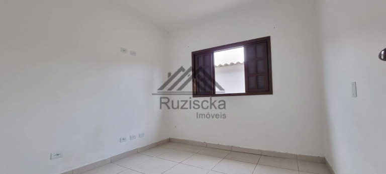 Imagem Casa com 2 Quartos à Venda, 150 m² em Savoy - Itanhaém