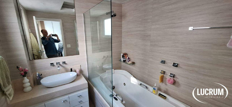 Imagem Apartamento com 3 Quartos à Venda, 156 m² em Copacabana - Rio De Janeiro Imagem Apartamento com 3 Quartos à Venda, 156 m² em Copacabana - Rio De Janeiro