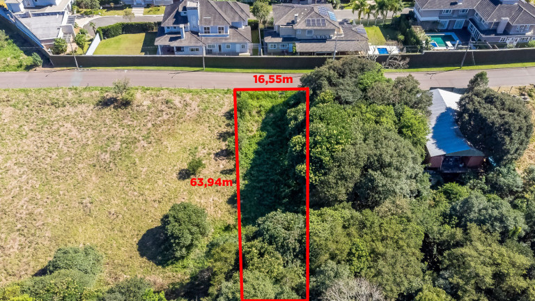 Imagem Terreno à Venda, 1.058 m² em São Braz - Curitiba Imagem Terreno à Venda, 1.058 m² em São Braz - Curitiba