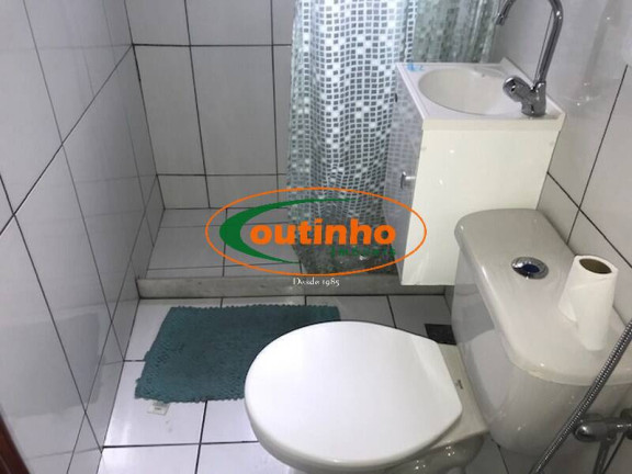 Imagem Casa com 4 Quartos à Venda, 201 m² em Tijuca - Rio De Janeiro Imagem Casa com 4 Quartos à Venda, 201 m² em Tijuca - Rio De Janeiro