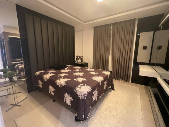 Imagem Apartamento com 3 Quartos à Venda, 130 m² em Centro - Balneário Camboriú