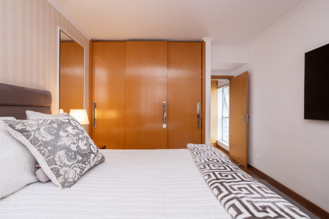 Imagem Apartamento com 3 Quartos à Venda, 228 m² em Itaim Bibi - São Paulo Imagem Apartamento com 3 Quartos à Venda, 228 m² em Itaim Bibi - São Paulo