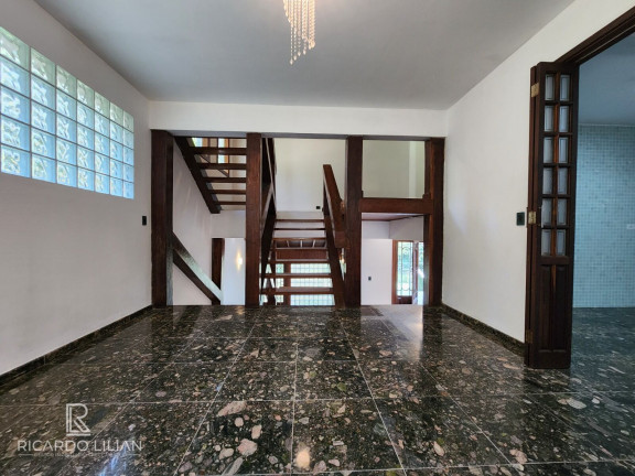 Casa com 3 Quartos à Venda, 288 m² em Centro - Mairiporã