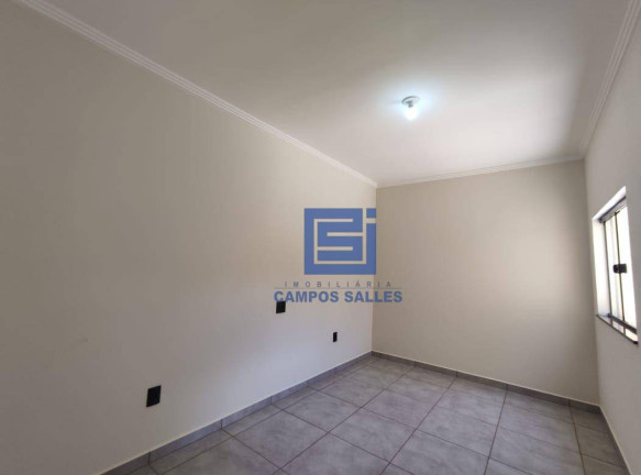 Imagem Casa com 2 Quartos para Alugar,  em Nogueiras - Socorro
