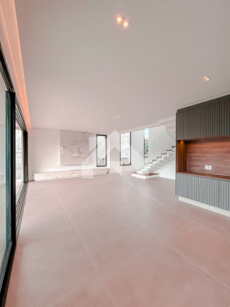 Imagem Casa de Condomínio com 4 Quartos à Venda, 379 m² em Alphaville - Santana De Parnaíba Imagem Casa de Condomínio com 4 Quartos à Venda, 379 m² em Alphaville - Santana De Parnaíba