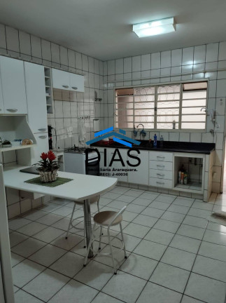 Imagem Casa com 2 Quartos à Venda, 90 m² em Vila Suconasa - Araraquara Imagem Casa com 2 Quartos à Venda, 90 m² em Vila Suconasa - Araraquara