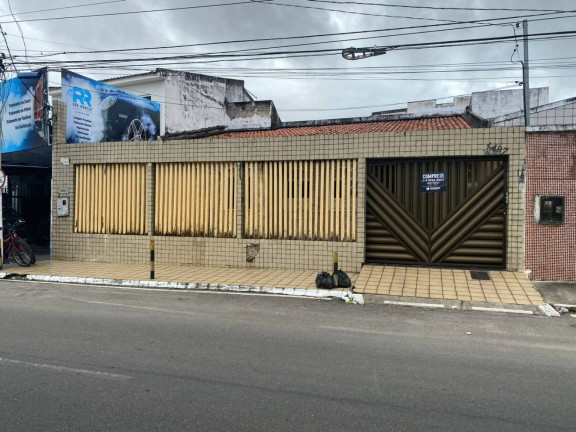 Imagem Casa com 3 Quartos à Venda, 300 m² em Santo Antônio - Aracaju Imagem Casa com 3 Quartos à Venda, 300 m² em Santo Antônio - Aracaju