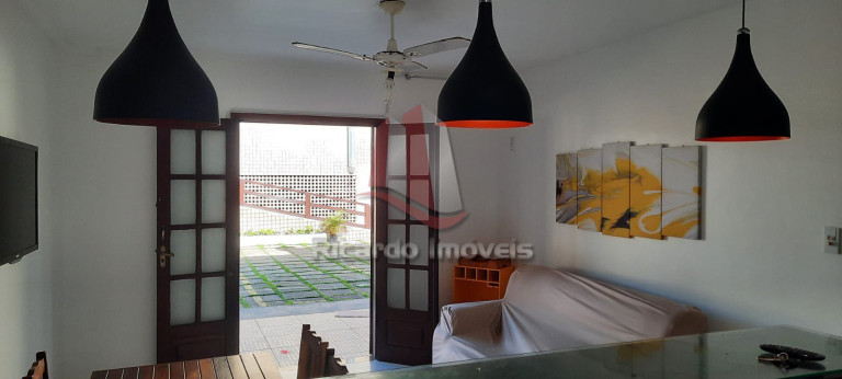 Imagem Imóvel com 1 Quarto à Venda, 50 m² em Peró - Cabo Frio Imagem Imóvel com 1 Quarto à Venda, 50 m² em Peró - Cabo Frio