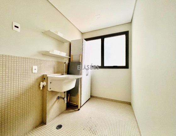 Imagem Apartamento com 1 Quarto à Venda, 4.941 m² em Vila Nova Conceição - São Paulo Imagem Apartamento com 1 Quarto à Venda, 4.941 m² em Vila Nova Conceição - São Paulo