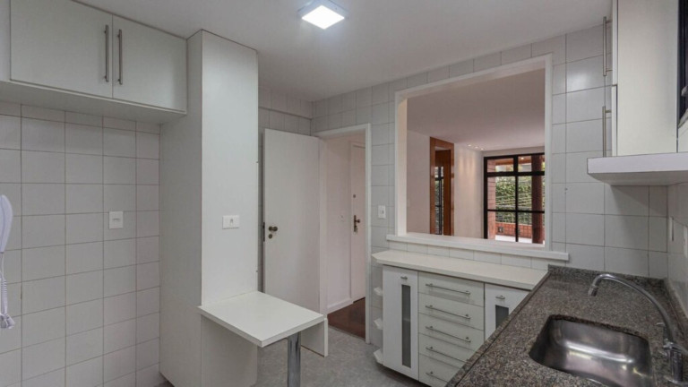 Imagem Imóvel com 2 Quartos à Venda, 99 m² em Lagoa - Rio De Janeiro Imagem Imóvel com 2 Quartos à Venda, 99 m² em Lagoa - Rio De Janeiro