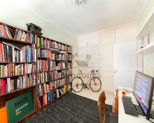 Imagem Apartamento com 3 Quartos à Venda, 212 m² em Higienópolis - São Paulo Imagem Apartamento com 3 Quartos à Venda, 212 m² em Higienópolis - São Paulo