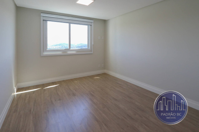 Imagem Apartamento com 3 Quartos para Alugar, 139 m² em Centro - Balneário Camboriú Imagem Apartamento com 3 Quartos para Alugar, 139 m² em Centro - Balneário Camboriú