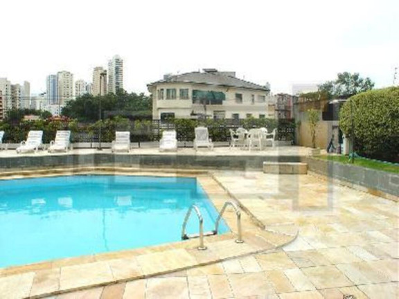 Apartamento com 3 Quartos à Venda,  em Aclimação - São Paulo