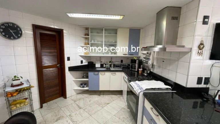 Imagem Imóvel com 4 Quartos à Venda, 295 m² em Horto Florestal - Salvador