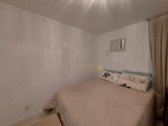 Imagem Imóvel com 3 Quartos à Venda, 131 m² em Centro - Florianópolis Imagem Imóvel com 3 Quartos à Venda, 131 m² em Centro - Florianópolis