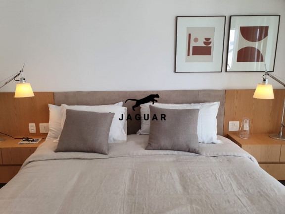 Imagem Imóvel com 3 Quartos à Venda, 255 m² em Vila Nova Conceição - São Paulo