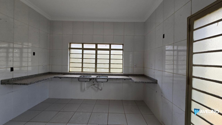 Imagem Casa com 2 Quartos à Venda, 180 m² em Vila Progresso - Dourados