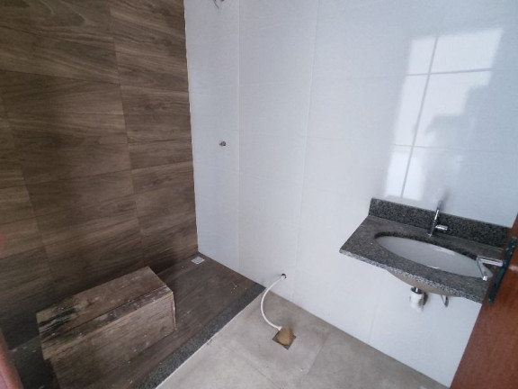 Imagem Imóvel com 2 Quartos à Venda, 63 m² em Roma - Volta Redonda Imagem Imóvel com 2 Quartos à Venda, 63 m² em Roma - Volta Redonda