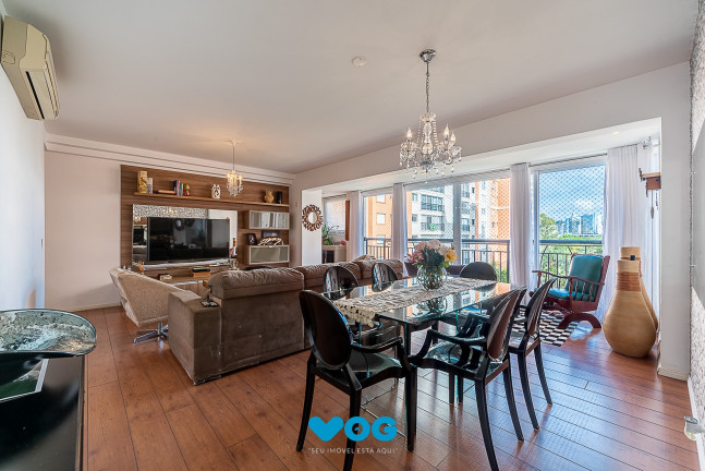 Imagem Imóvel com 3 Quartos à Venda, 141 m² em Jardim Europa - Porto Alegre Imagem Imóvel com 3 Quartos à Venda, 141 m² em Jardim Europa - Porto Alegre