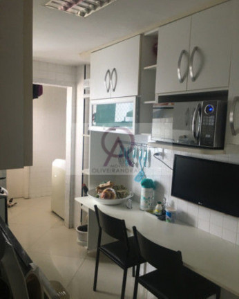 Imagem Imóvel com 4 Quartos para Alugar, 300 m² em Vitória - Salvador Imagem Imóvel com 4 Quartos para Alugar, 300 m² em Vitória - Salvador