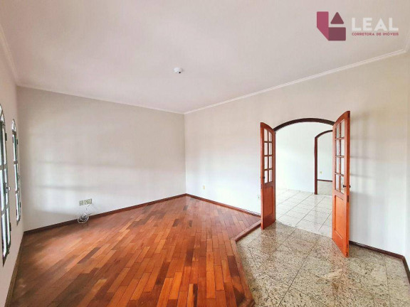 Imagem Casa com 3 Quartos à Venda, 250 m² em Esplanada - Pouso Alegre Imagem Casa com 3 Quartos à Venda, 250 m² em Esplanada - Pouso Alegre