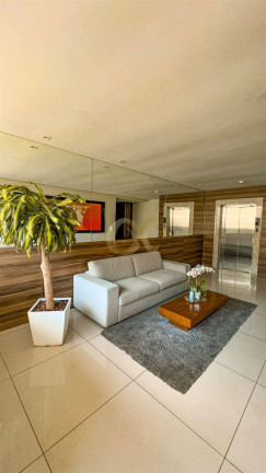 Imagem Apartamento com 3 Quartos à Venda,  em Saguaçu - Joinville