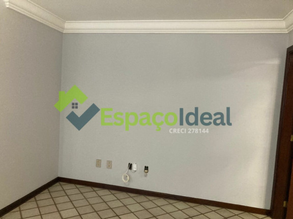 Imagem Sobrado com 3 Quartos à Venda, 217 m² em Jardim Ubirama - Lençóis Paulista Imagem Sobrado com 3 Quartos à Venda, 217 m² em Jardim Ubirama - Lençóis Paulista