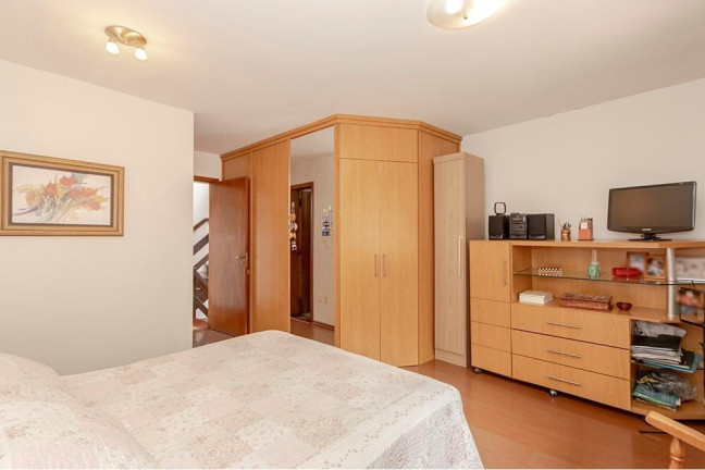 Imagem Casa com 3 Quartos à Venda, 160 m² em Nonoai - Porto Alegre Imagem Casa com 3 Quartos à Venda, 160 m² em Nonoai - Porto Alegre