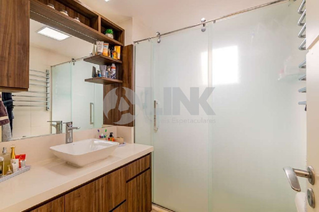 Imagem Apartamento com 3 Quartos à Venda, 125 m² em Jardim Europa - Porto Alegre
