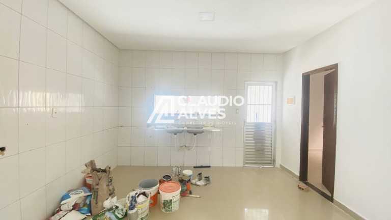 Imagem Casa com 5 Quartos à Venda, 300 m² em Conceição - Feira De Santana Imagem Casa com 5 Quartos à Venda, 300 m² em Conceição - Feira De Santana