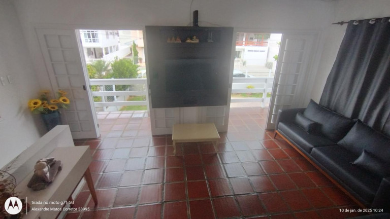 Imagem Casa com 5 Quartos para Alugar,  em Cachoeira Do Bom Jesus - Florianópolis