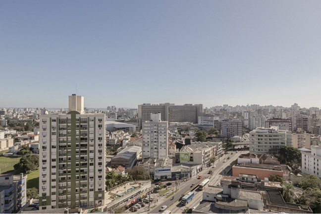 Imagem Imóvel com 1 Quarto à Venda, 25 m² em Rio Branco - Porto Alegre Imagem Imóvel com 1 Quarto à Venda, 25 m² em Rio Branco - Porto Alegre