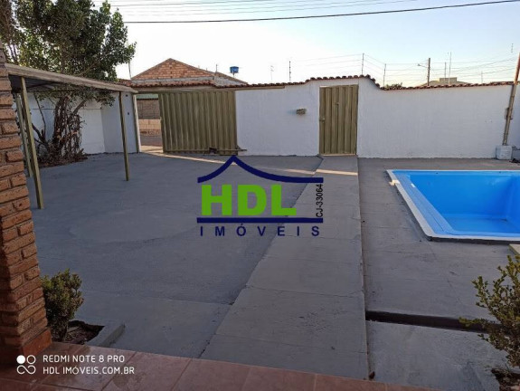 Imagem Casa com 3 Quartos à Venda, 330 m² em Hidrolândia