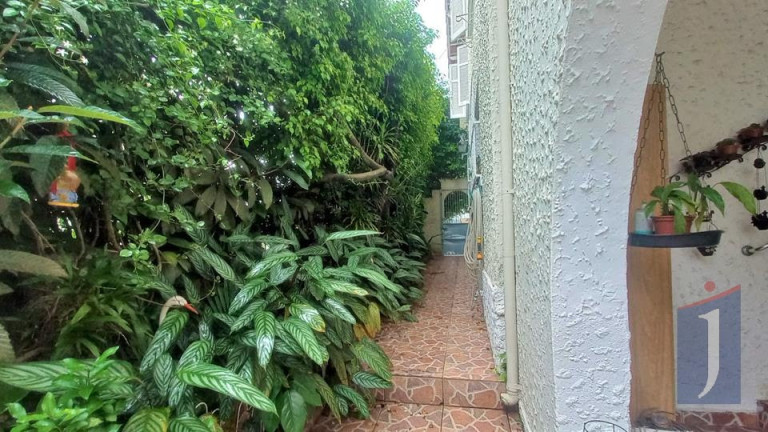Imagem Casa com 3 Quartos à Venda, 241 m² em Ipiranga - São Paulo Imagem Casa com 3 Quartos à Venda, 241 m² em Ipiranga - São Paulo