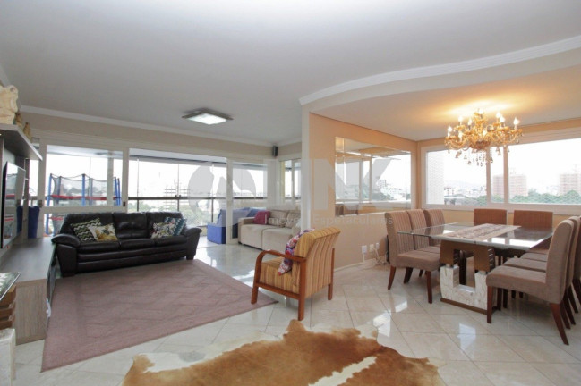 Apartamento com 3 Quartos à Venda, 137 m² em Jardim Lindóia - Porto Alegre