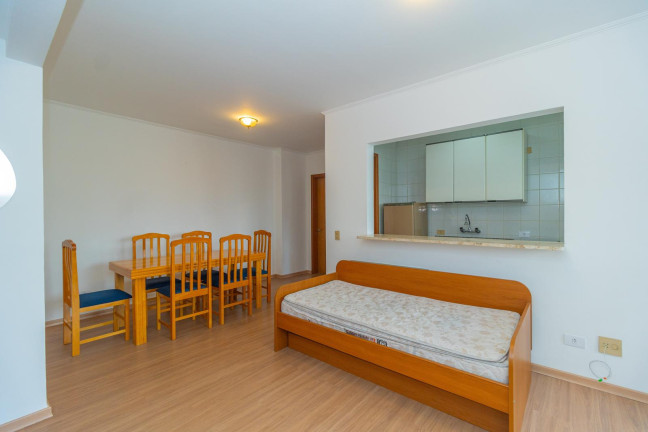 Imagem Apartamento com 1 Quarto para Alugar, 66 m² em Centro - Curitiba Imagem Apartamento com 1 Quarto para Alugar, 66 m² em Centro - Curitiba