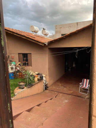 Imagem Casa com 3 Quartos à Venda, 125 m² em Residencial Araucárias I - Arapongas Imagem Casa com 3 Quartos à Venda, 125 m² em Residencial Araucárias I - Arapongas