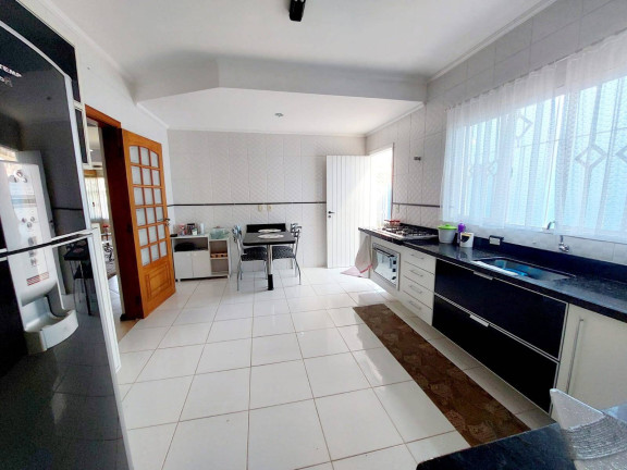 Imagem Casa com 4 Quartos à Venda, 620 m² em Jardim Do Lago - Atibaia Imagem Casa com 4 Quartos à Venda, 620 m² em Jardim Do Lago - Atibaia