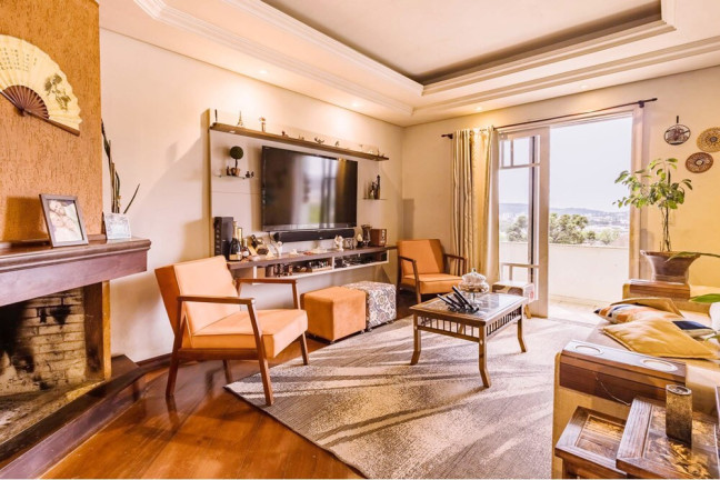 Casa com 3 Quartos à Venda, 464 m² em Santo Antônio - Porto Alegre