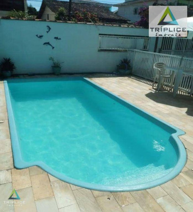 Imagem Casa com 9 Quartos à Venda, 300 m² em Costazul - Rio Das Ostras Imagem Casa com 9 Quartos à Venda, 300 m² em Costazul - Rio Das Ostras