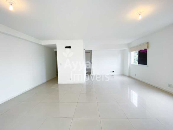 Imagem Apartamento com 2 Quartos à Venda, 122 m² em Copacabana - Rio De Janeiro Imagem Apartamento com 2 Quartos à Venda, 122 m² em Copacabana - Rio De Janeiro